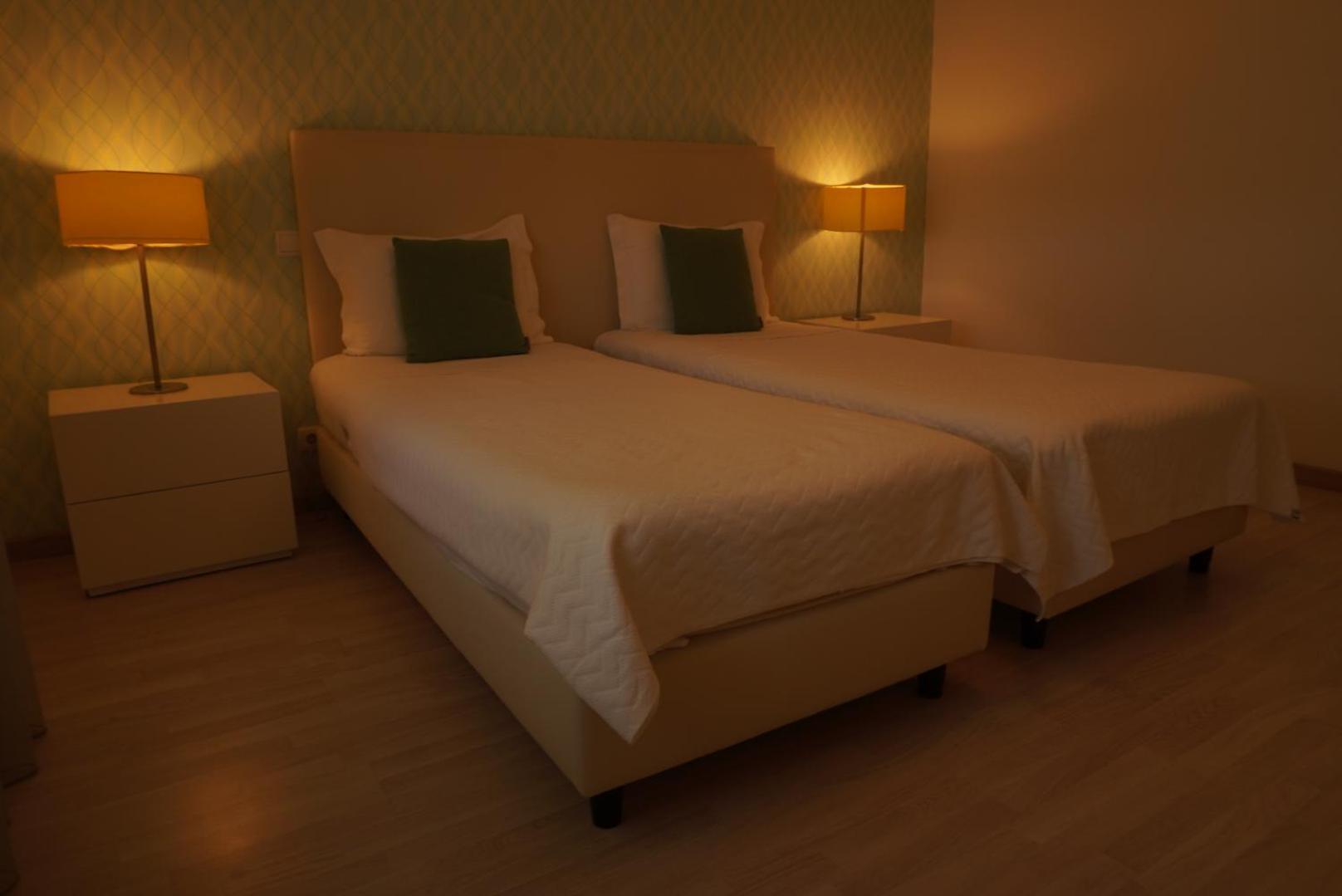 Hotel Dom Lourenco Areia Branca Exterior photo