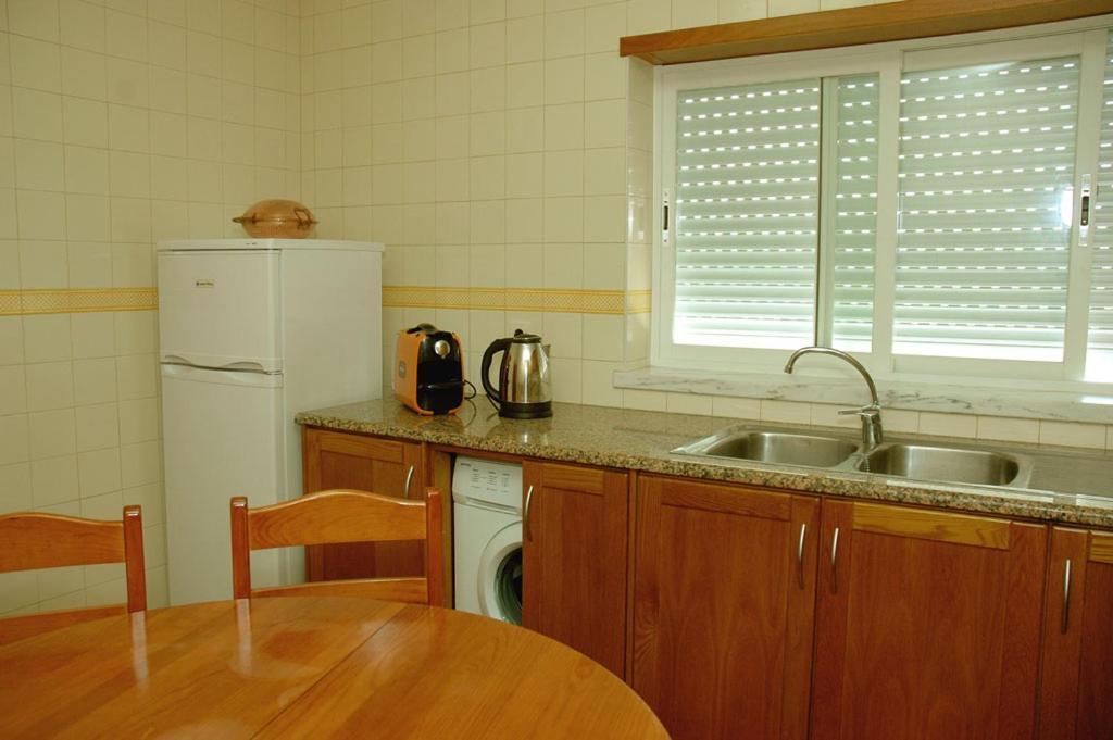 Hotel Dom Lourenco Areia Branca Room photo