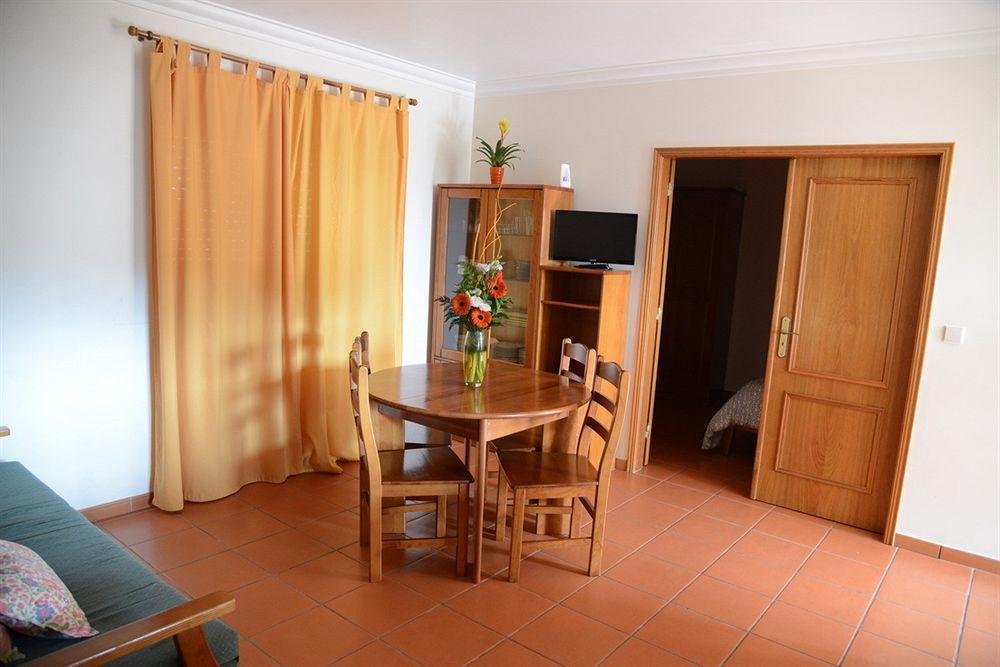 Hotel Dom Lourenco Areia Branca Exterior photo