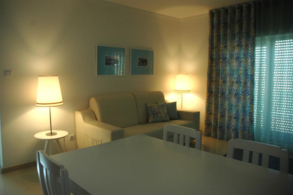 Hotel Dom Lourenco Areia Branca Exterior photo