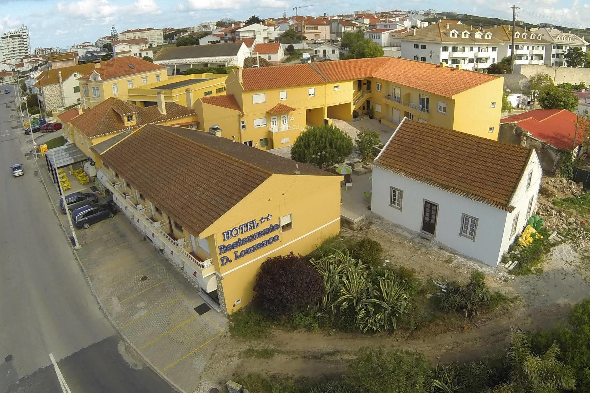 Hotel Dom Lourenco Areia Branca Exterior photo